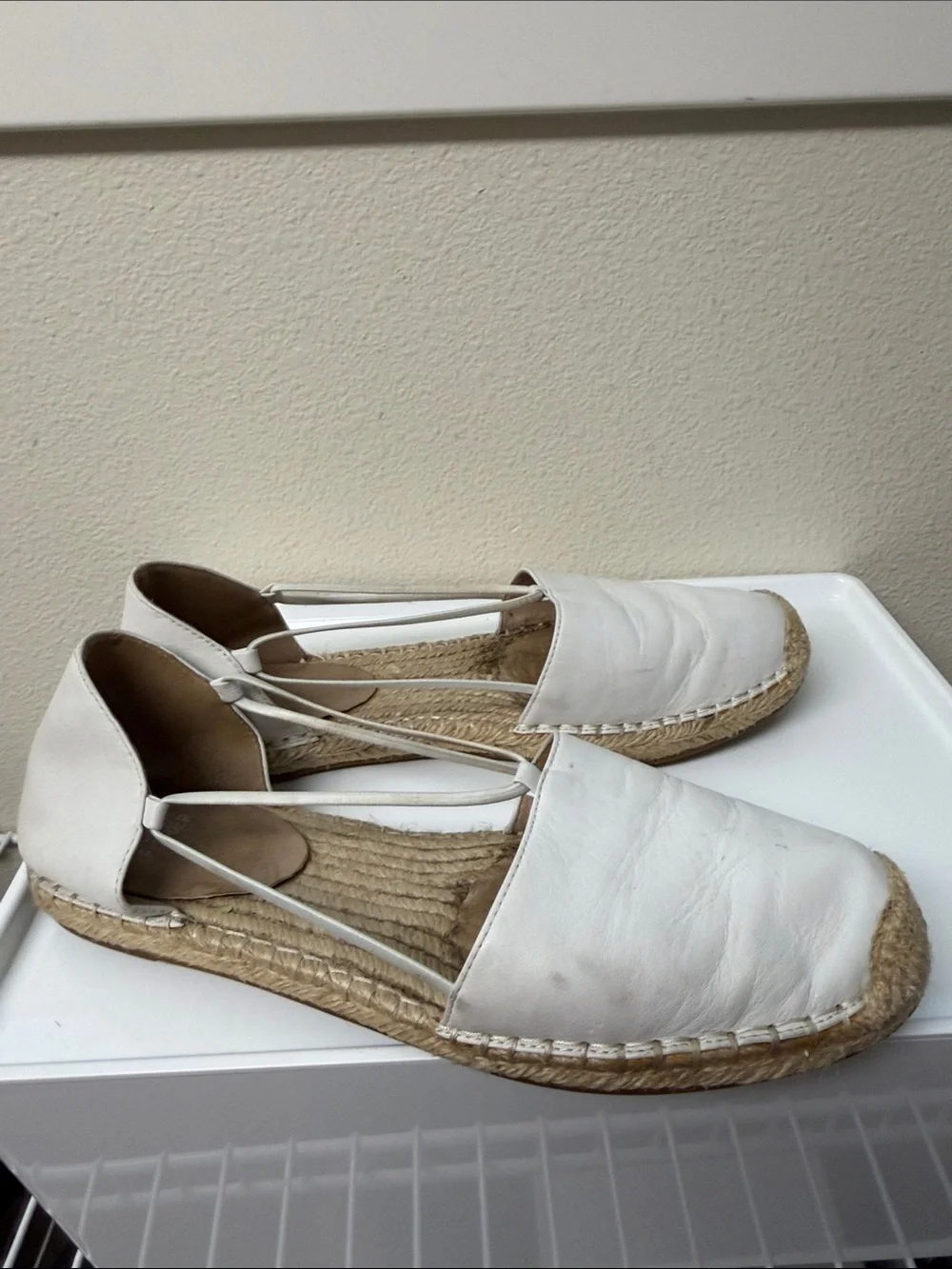 Eileen Fisher Creme White Leather Espadrille Flats with Elastic Straps Sz 9